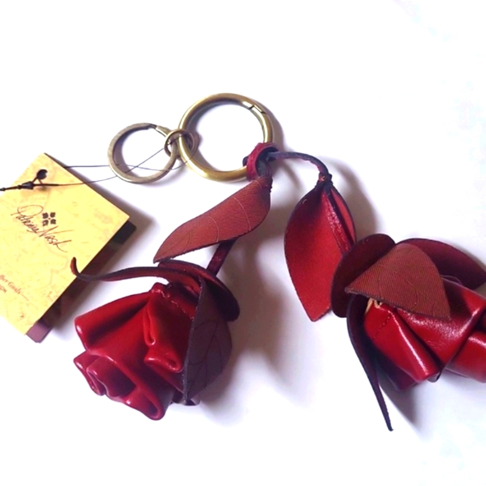 Patricia Nash Red Laced Rose Charm Key Fob - Picture 2 of 8